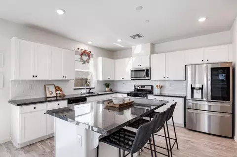 Kitchen - 3188 Sunny Gate Ln, Folsom, CA 95630 photo 1 of 7