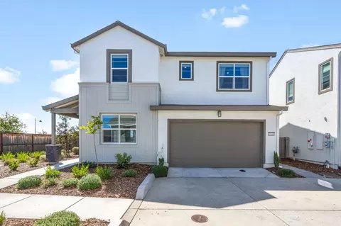 Exterior - 3188 Sunny Gate Ln, Folsom, CA 95630 photo 2 of 14