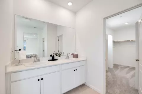 Entry Way - 3188 Sunny Gate Ln, Folsom, CA 95630 photo 10 of 11
