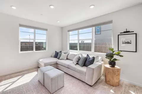 Living - 3188 Sunny Gate Ln, Folsom, CA 95630 photo 1 of 1