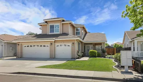 Exterior - 2236 Sabrina Way, Tracy, CA 95377 photo 3 of 10