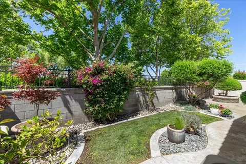 Exterior - 2653 Steeple Run Ln, Manteca, CA 95336 photo 9 of 16