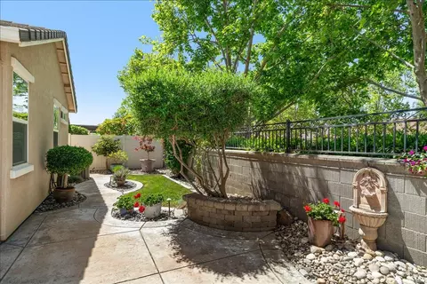 Exterior - 2653 Steeple Run Ln, Manteca, CA 95336 photo 8 of 16