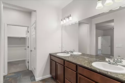 Entry Way - 2653 Steeple Run Ln, Manteca, CA 95336 photo 7 of 8