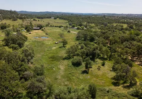 5445 Bell Rd, Auburn, CA 95602