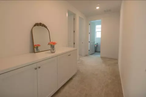 Entry Way - 441 Avendale Dr, Manteca, CA 95337 photo 3 of 3