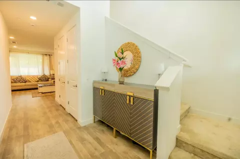 Entry Way - 441 Avendale Dr, Manteca, CA 95337 photo 1 of 3