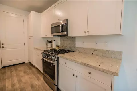 Kitchen - 441 Avendale Dr, Manteca, CA 95337 photo 1 of 1