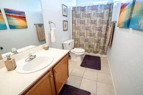 Bath - 4237 Narraganset Way, Mather, CA 95655 photo 4 of 4