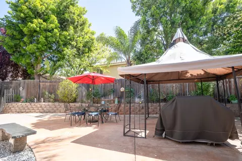 Exterior - 4237 Narraganset Way, Mather, CA 95655 photo 7 of 10