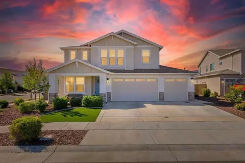1152 Wadsworth Dr, Roseville, CA 95747