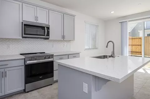 Kitchen - 4077 Porton Ln, Carmichael, CA 95608 photo 1 of 4