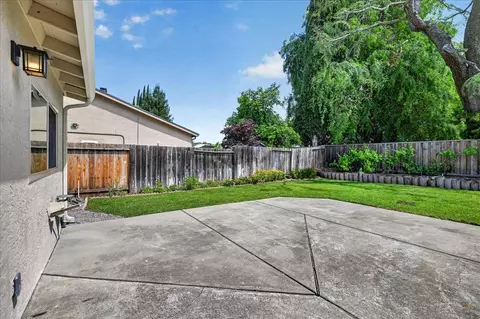 Exterior - 261 Yosemite Dr, Livermore, CA 94551 photo 11 of 16