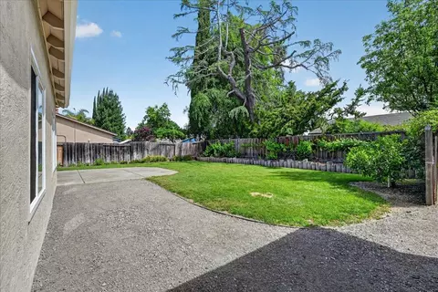 Exterior - 261 Yosemite Dr, Livermore, CA 94551 photo 12 of 16