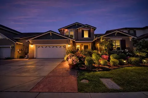 1734 Cranbrook Ct, Lathrop, CA 95330