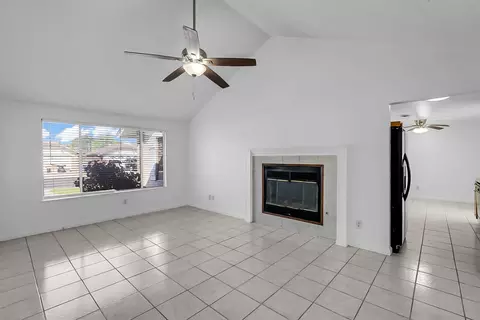Living - 320 Scout Way, Modesto, CA 95351 photo 1 of 2