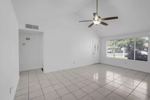 Living - 320 Scout Way, Modesto, CA 95351 photo 2 of 2