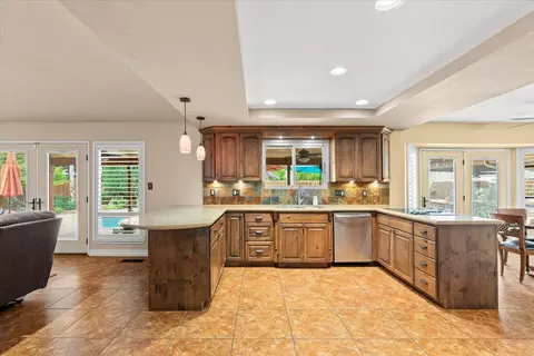 Kitchen - 1121 Pyrite Way, Modesto, CA 95355 photo 1 of 6