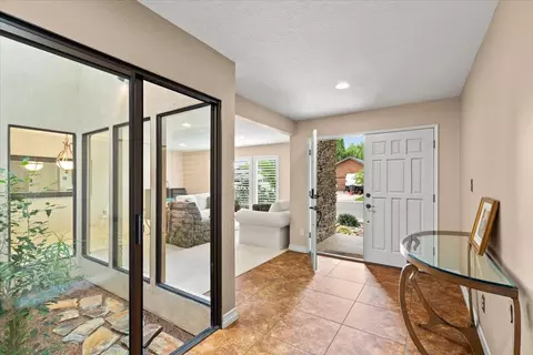 Entry Way - 1121 Pyrite Way, Modesto, CA 95355 photo 3 of 5