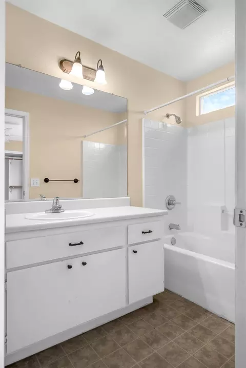 Bath - 2329 Davis Ct, Placerville, CA 95667 photo 1 of 3