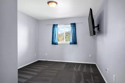 Bedroom - 2329 Davis Ct, Placerville, CA 95667 photo 2 of 4