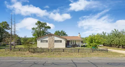 Exterior - 7769 E Lathrop Rd, Manteca, CA 95336 photo 1 of 7