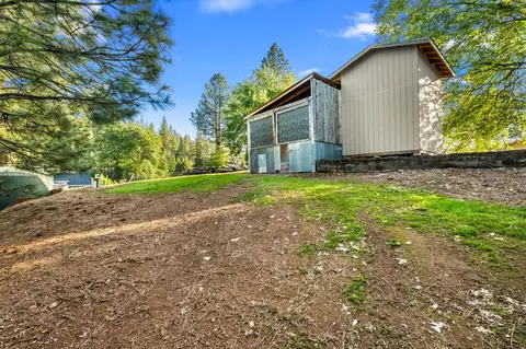 Exterior - 3217 Pleasant Valley Rd, Placerville, CA 95667 photo 25 of 30