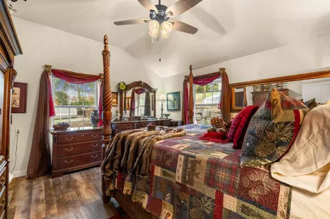 Bedroom - 3217 Pleasant Valley Rd, Placerville, CA 95667 photo 1 of 3