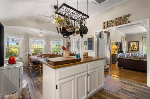 Kitchen - 3217 Pleasant Valley Rd, Placerville, CA 95667 photo 2 of 2