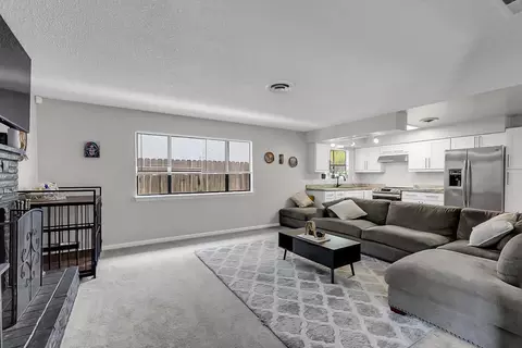 Living - 2727 Buttonwillow Ave, Stockton, CA 95207 photo 2 of 2