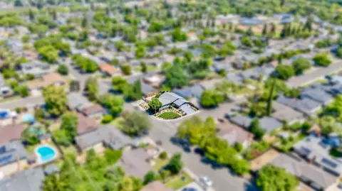 View/Area - 2727 Buttonwillow Ave, Stockton, CA 95207 photo 2 of 9