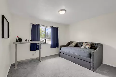 Bedroom - 2727 Buttonwillow Ave, Stockton, CA 95207 photo 2 of 4