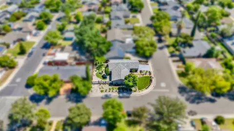 View/Area - 2727 Buttonwillow Ave, Stockton, CA 95207 photo 5 of 9