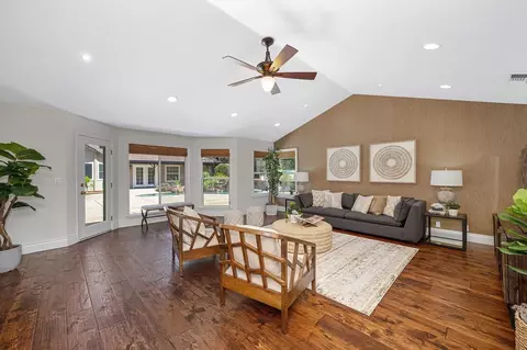 8685 Hickory Leaf Pl, Orangevale, CA 95662 photo 11