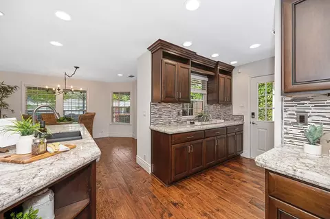 8685 Hickory Leaf Pl, Orangevale, CA 95662 photo 17