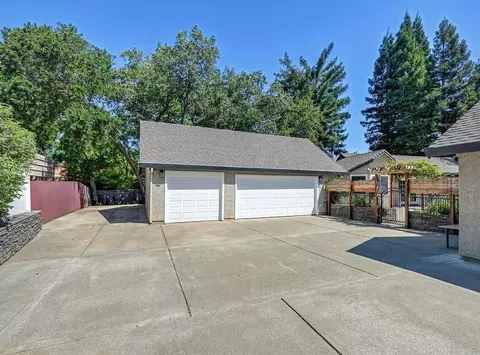 8685 Hickory Leaf Pl, Orangevale, CA 95662 photo 31