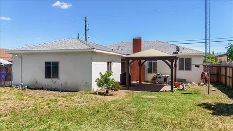 515 Locust Ave, Manteca, CA 95337 photo 39