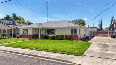 515 Locust Ave, Manteca, CA 95337 photo 4
