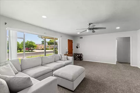 515 Locust Ave, Manteca, CA 95337 photo 10