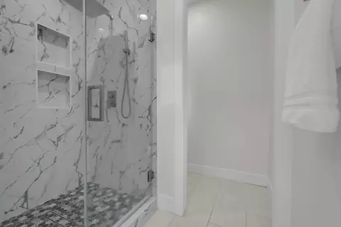 Bath - 1543 Garold Ln, Manteca, CA 95337 photo 1 of 3