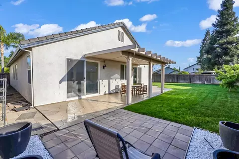 Exterior - 1543 Garold Ln, Manteca, CA 95337 photo 2 of 5