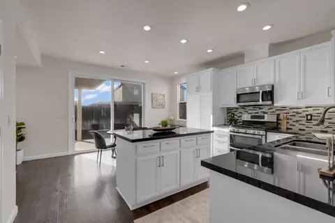 Kitchen - 1543 Garold Ln, Manteca, CA 95337 photo 1 of 3