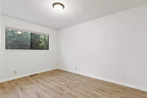 Bedroom - 1225 Cedar Pl, Davis, CA 95616 photo 5 of 10
