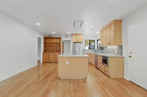 Kitchen - 1225 Cedar Pl, Davis, CA 95616 photo 3 of 8