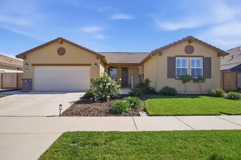 Exterior - 7638 Path Dr, Hughson, CA 95326 photo 2 of 8