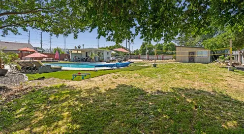Exterior - 1409 Payne Ave, Modesto, CA 95351 photo 9 of 12
