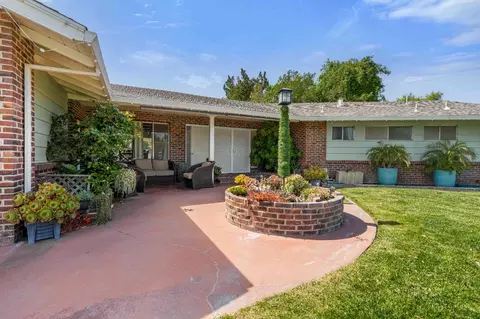 Exterior - 1409 Payne Ave, Modesto, CA 95351 photo 4 of 12
