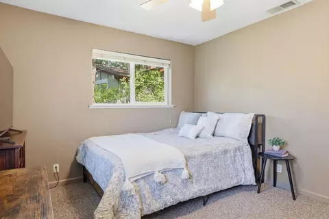 Bedroom - 1110 Madrone Ln, Placerville, CA 95667 photo 3 of 9
