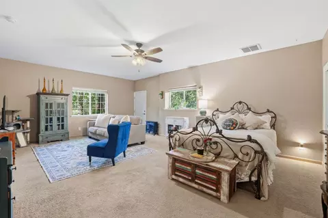 Bedroom - 1110 Madrone Ln, Placerville, CA 95667 photo 7 of 9