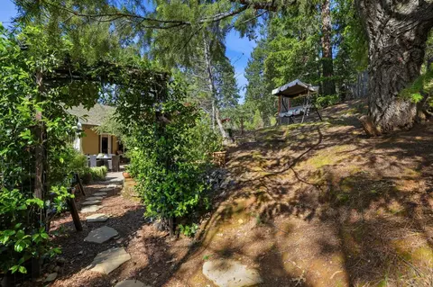 Exterior - 1110 Madrone Ln, Placerville, CA 95667 photo 11 of 14